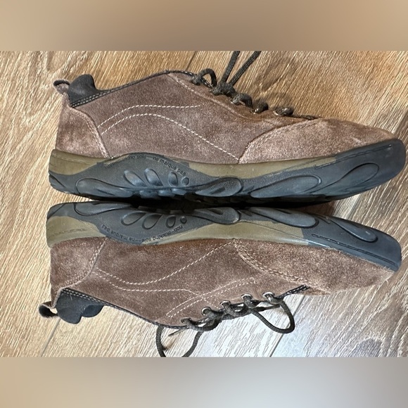 Merrell Sight Lace Bracken Brown Suede Shoes Boys 6 Women’s 8 - Picture 7 of 9